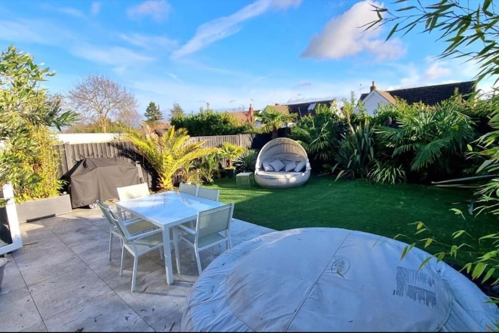 Northbourne House Villa Ferndown Exterior photo